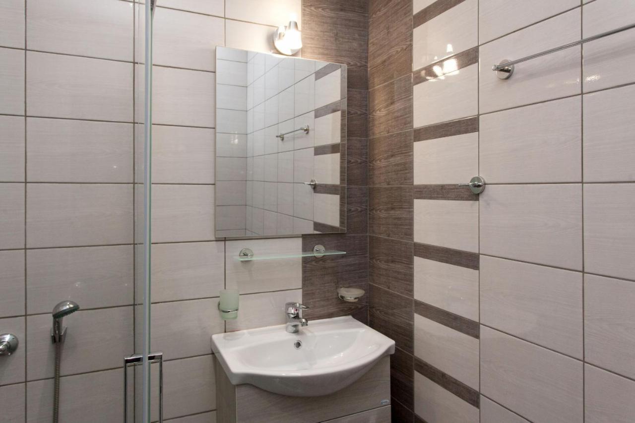 Modern Apt In Glyfada A Breath Away From The Sea - The View เอเธนส์ ภายนอก รูปภาพ
