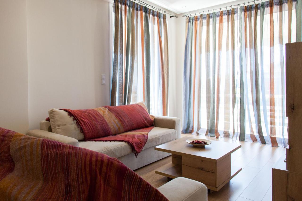 Modern Apt In Glyfada A Breath Away From The Sea - The View เอเธนส์ ภายนอก รูปภาพ