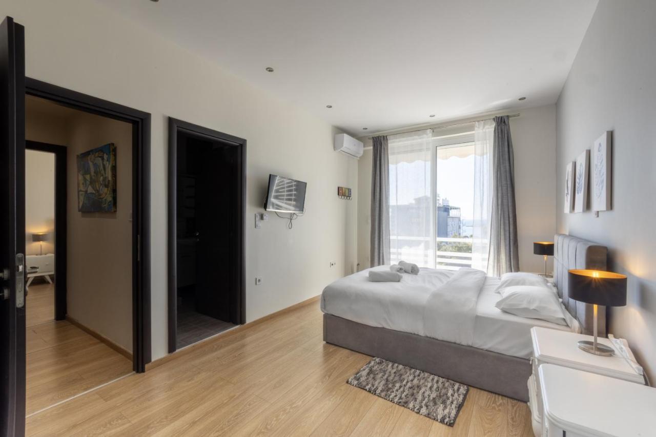 Modern Apt In Glyfada A Breath Away From The Sea - The View เอเธนส์ ภายนอก รูปภาพ