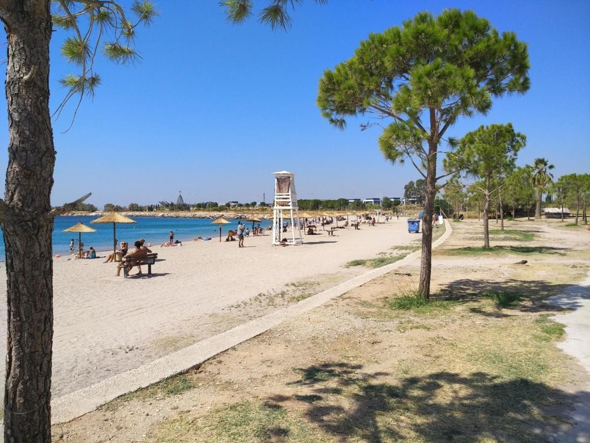 Modern Apt In Glyfada A Breath Away From The Sea - The View เอเธนส์ ภายนอก รูปภาพ